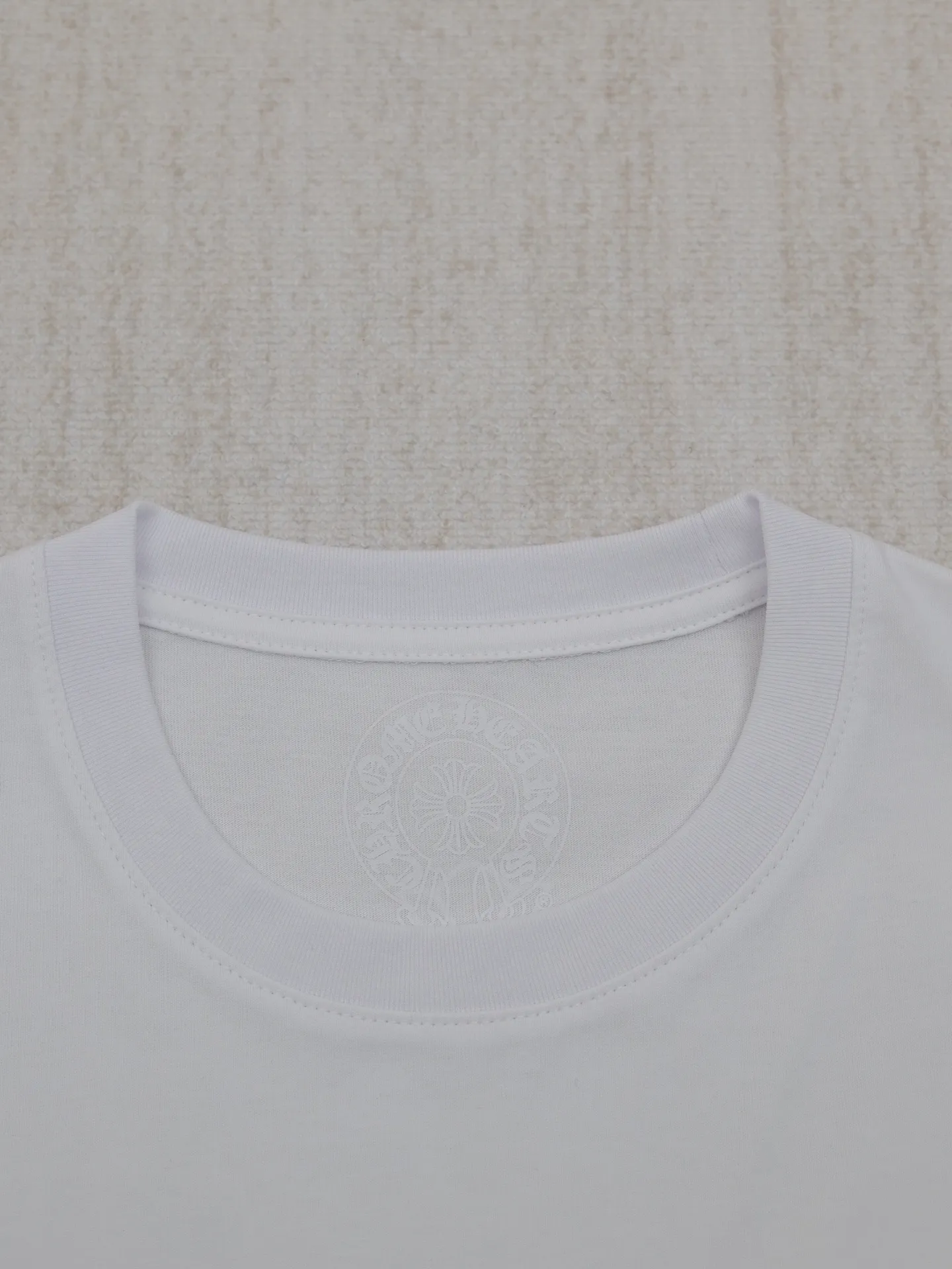 🅿️280 Chrome Hearts*/Chrome Hearts 25 new pocket horseshoe print short-sleeved T-shirt. The fabric is made of 26-woven 200g cotton, and the printing is hand-printed with glue. Customized accessories Size: S/M/L